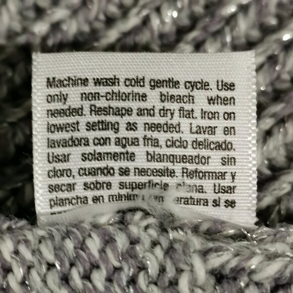 Grey Turtleneck with Metallic Thread Accent Throughout Size XLP EUC #177 - Picture 6 of 7